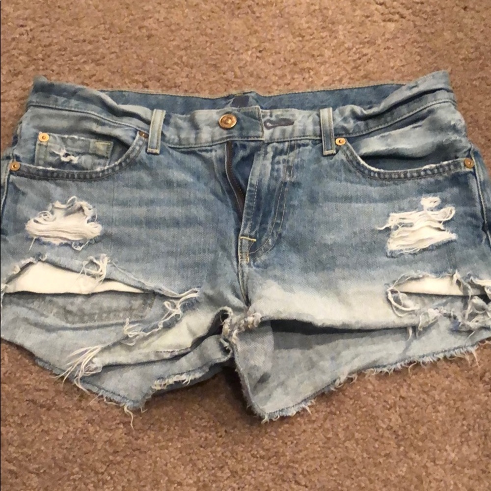Worn 7 for all man kind ombré jean shorts
